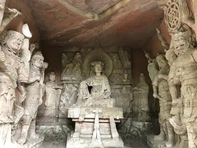 Chongqing 5-Day Tour: Pandas, Cultural Heritage & Mountain-City Wonders