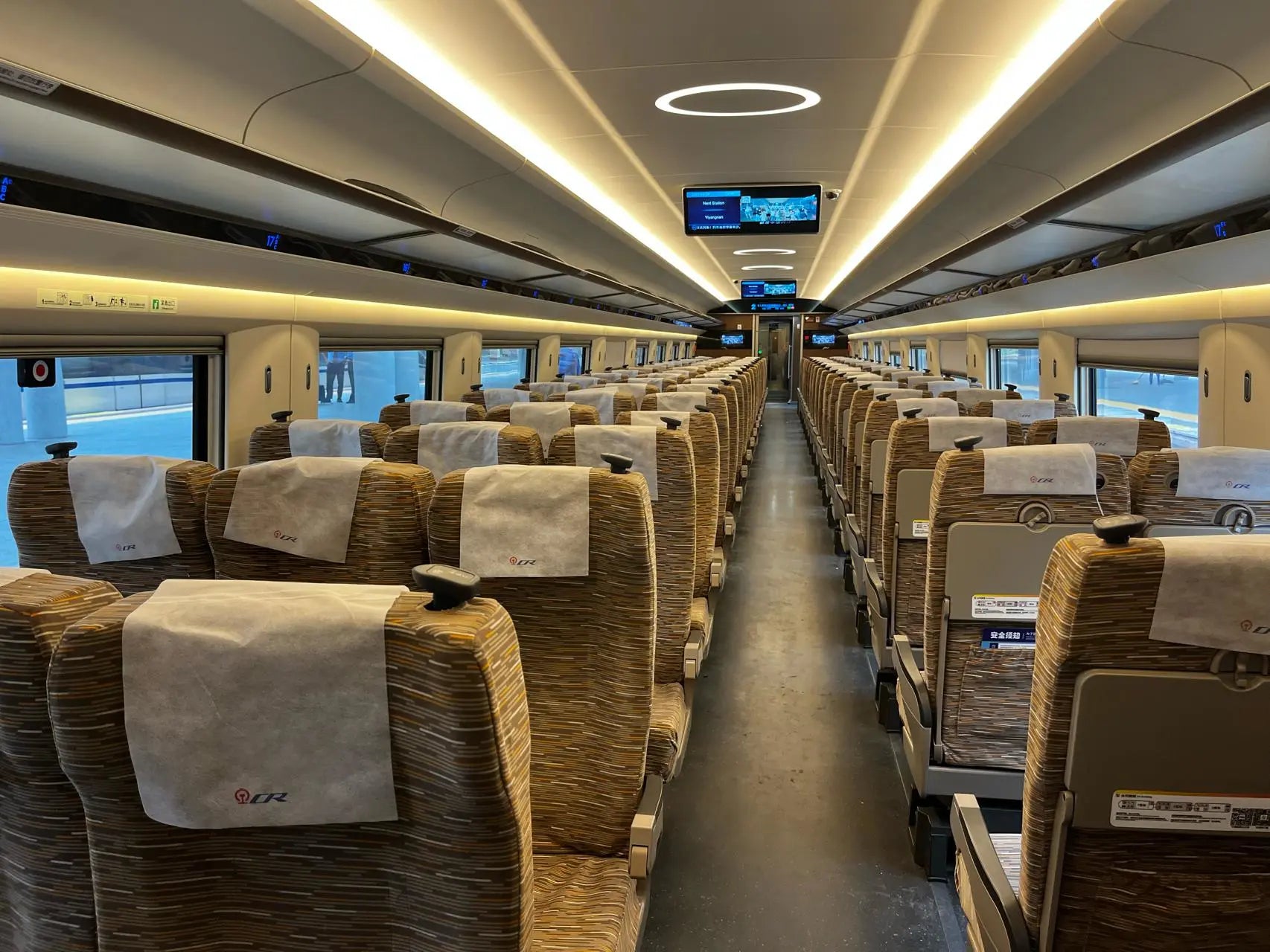 Chongqing; Chengdu 5-Day Tour: Culture, Pandas &amp; Urban Charms